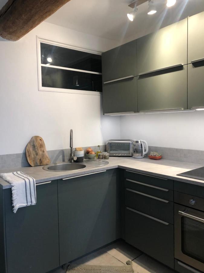 Superbe Appartement En Pierre Fraichement Renove Bernis Exterior foto